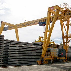Single Girder Portal Cranes